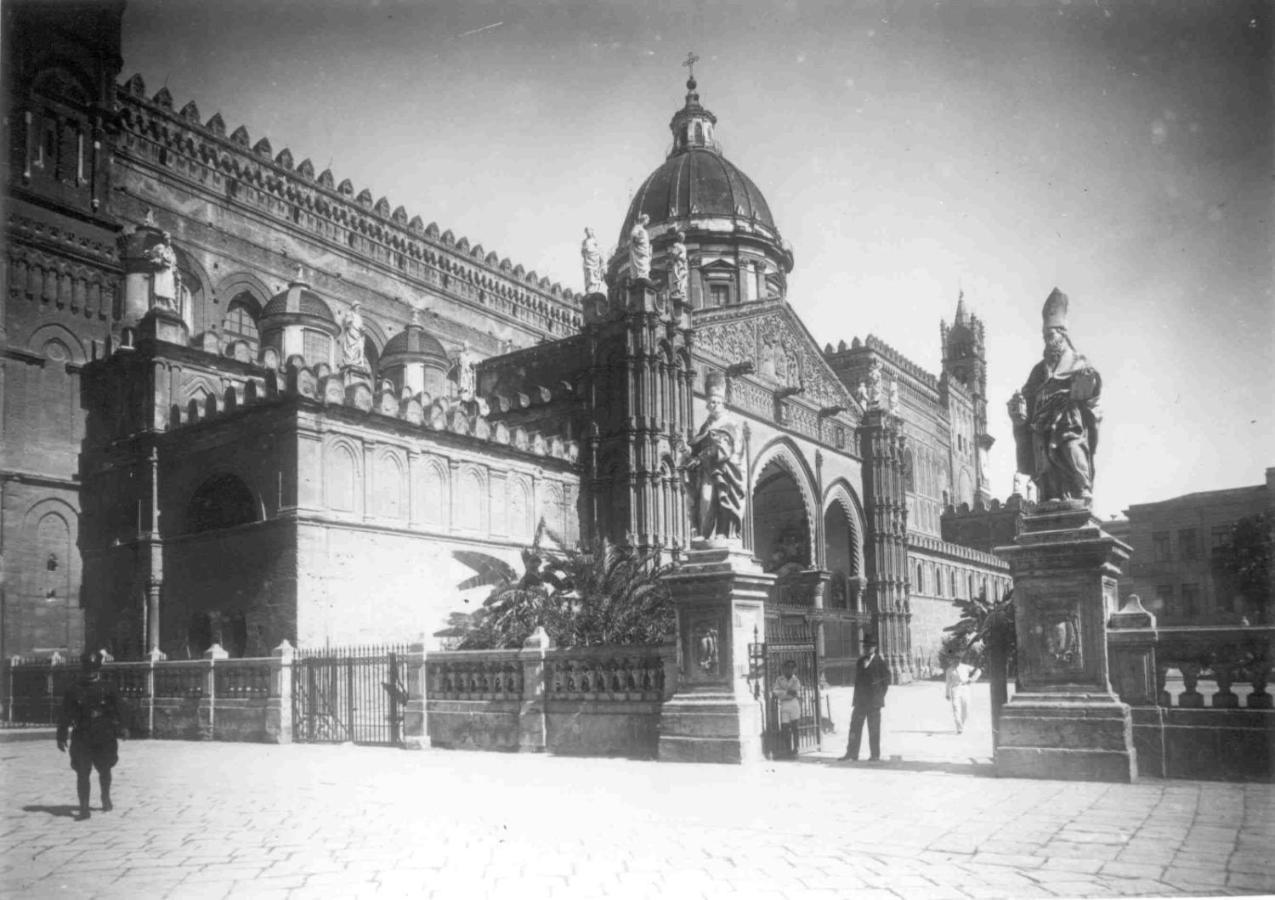 I Salotti Del Principe Apartment Palermo Luaran gambar